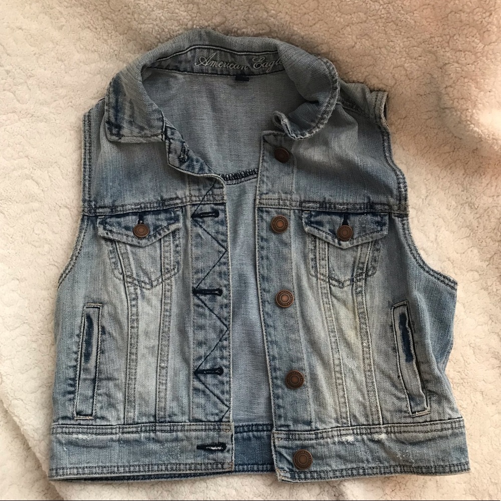 American Eagle Jean Vest